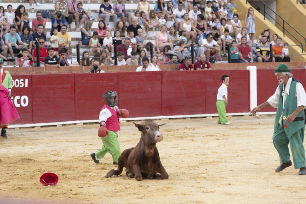 Komische stierengevecht in Teruel, juli 2023 | Foto: CAS International / AnimaNaturalis