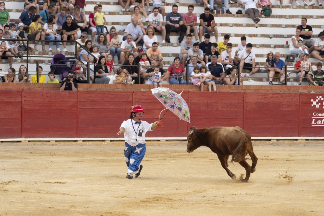 España prohíbe espectaculos taurinos con personas con discapacidad